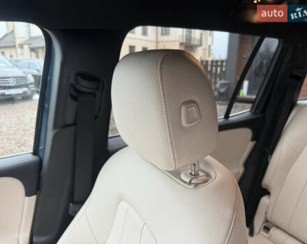 Синій Мерседес GLB-Class, об'ємом двигуна 1.99 л та пробігом 98 тис. км за 27000 $, фото 39 на Automoto.ua