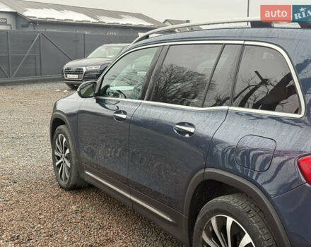 Синій Мерседес GLB-Class, об'ємом двигуна 1.99 л та пробігом 98 тис. км за 27000 $, фото 10 на Automoto.ua