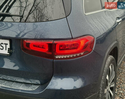 Синій Мерседес GLB-Class, об'ємом двигуна 1.99 л та пробігом 98 тис. км за 27000 $, фото 15 на Automoto.ua