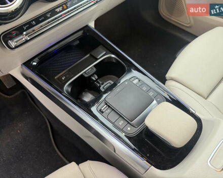 Синій Мерседес GLB-Class, об'ємом двигуна 1.99 л та пробігом 98 тис. км за 27000 $, фото 41 на Automoto.ua