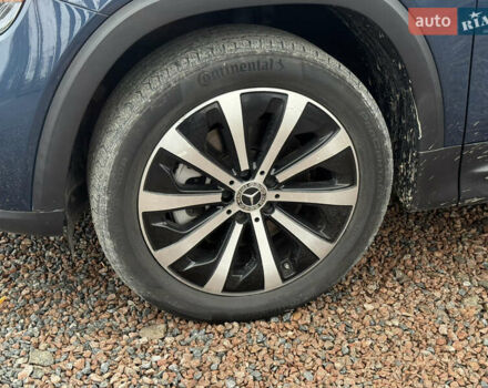 Синій Мерседес GLB-Class, об'ємом двигуна 1.99 л та пробігом 98 тис. км за 27000 $, фото 4 на Automoto.ua