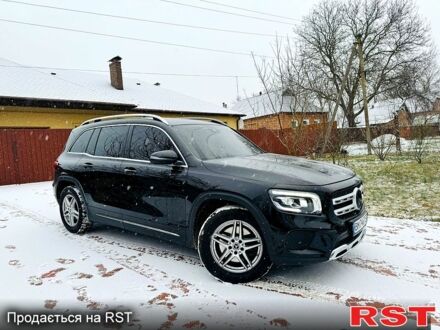 Черный Мерседес GLB, объемом двигателя 2 л и пробегом 157 тыс. км за 32500 $, фото 1 на Automoto.ua