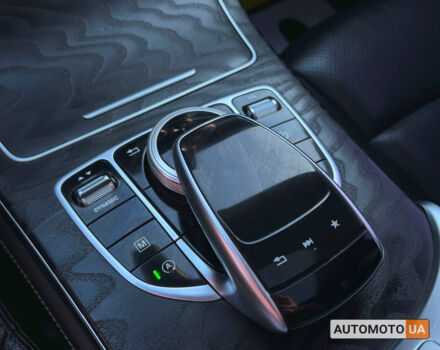 Белый Мерседес GLC 300, объемом двигателя 2 л и пробегом 182 тыс. км за 23600 $, фото 17 на Automoto.ua