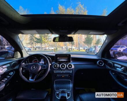 Белый Мерседес GLC 300, объемом двигателя 2 л и пробегом 182 тыс. км за 23600 $, фото 13 на Automoto.ua