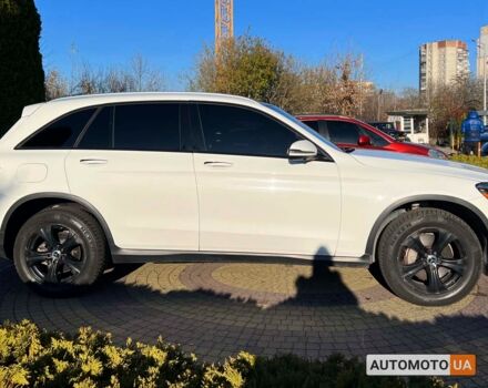 Белый Мерседес GLC 300, объемом двигателя 2 л и пробегом 182 тыс. км за 23600 $, фото 7 на Automoto.ua