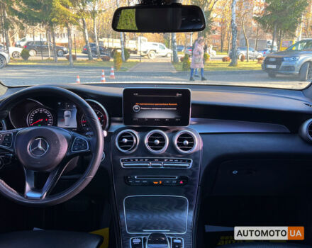 Белый Мерседес GLC 300, объемом двигателя 2 л и пробегом 182 тыс. км за 23600 $, фото 12 на Automoto.ua