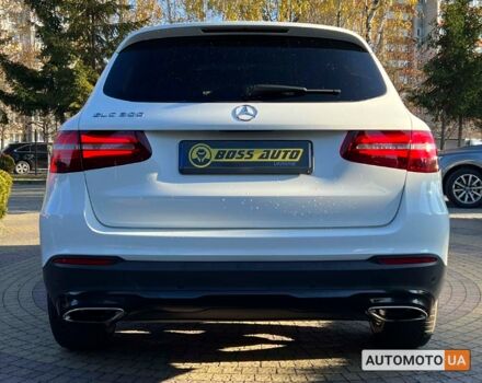 Белый Мерседес GLC 300, объемом двигателя 2 л и пробегом 182 тыс. км за 23600 $, фото 5 на Automoto.ua