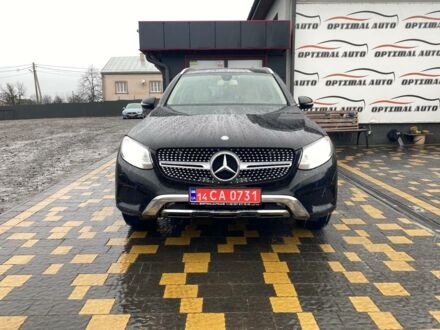 Мерседес GLC 300 2016 в Львове на Automoto.ua Черный Мерседес GLC 300, объемом двигателя 2 л и пробегом 214 тыс. км за 21950 $, фото 1 на Automoto.ua