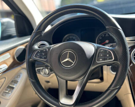 Серый Мерседес GLC 300, объемом двигателя 2 л и пробегом 155 тыс. км за 20800 $, фото 11 на Automoto.ua