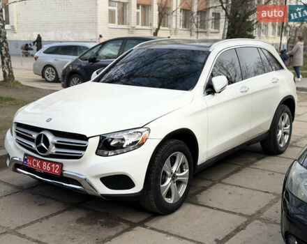 Белый Мерседес ГЛЦ-Класс, объемом двигателя 1.99 л и пробегом 179 тыс. км за 17000 $, фото 1 на Automoto.ua