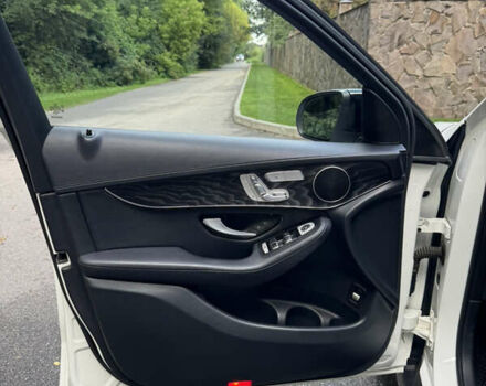 Белый Мерседес ГЛЦ-Класс, объемом двигателя 1.99 л и пробегом 260 тыс. км за 18500 $, фото 13 на Automoto.ua