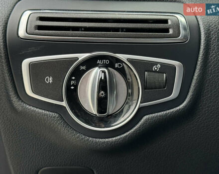 Мерседес ГЛЦ-Класс 2016 в Киеве на Automoto.ua Белый Мерседес ГЛЦ-Класс, объемом двигателя 3 л и пробегом 122 тыс. км за 29500 $, фото 36 на Automoto.ua