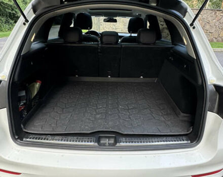 Белый Мерседес ГЛЦ-Класс, объемом двигателя 1.99 л и пробегом 260 тыс. км за 18500 $, фото 18 на Automoto.ua