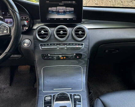 Белый Мерседес ГЛЦ-Класс, объемом двигателя 1.99 л и пробегом 260 тыс. км за 18500 $, фото 15 на Automoto.ua