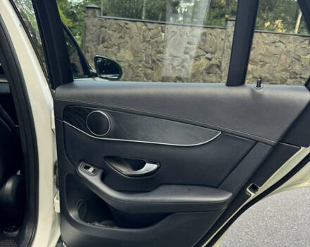 Белый Мерседес ГЛЦ-Класс, объемом двигателя 1.99 л и пробегом 260 тыс. км за 18500 $, фото 7 на Automoto.ua