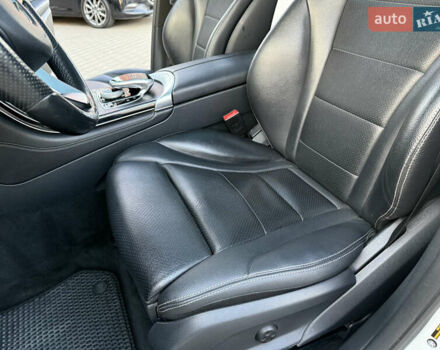 Белый Мерседес ГЛЦ-Класс, объемом двигателя 1.99 л и пробегом 262 тыс. км за 18000 $, фото 13 на Automoto.ua