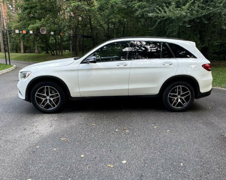 Белый Мерседес ГЛЦ-Класс, объемом двигателя 1.99 л и пробегом 260 тыс. км за 18500 $, фото 2 на Automoto.ua