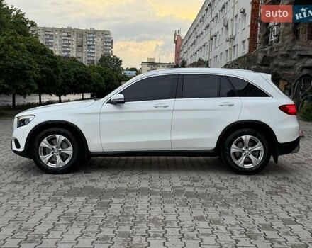 Белый Мерседес ГЛЦ-Класс, объемом двигателя 2.2 л и пробегом 130 тыс. км за 26750 $, фото 6 на Automoto.ua