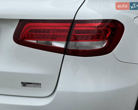 Мерседес ГЛЦ-Класс 2016 в Киеве на Automoto.ua Белый Мерседес ГЛЦ-Класс, объемом двигателя 3 л и пробегом 122 тыс. км за 29500 $, фото 13 на Automoto.ua