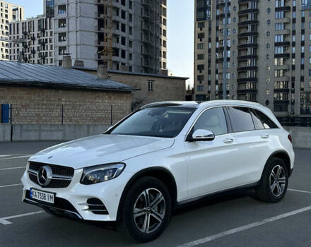 Белый Мерседес ГЛЦ-Класс, объемом двигателя 1.99 л и пробегом 157 тыс. км за 28200 $, фото 10 на Automoto.ua