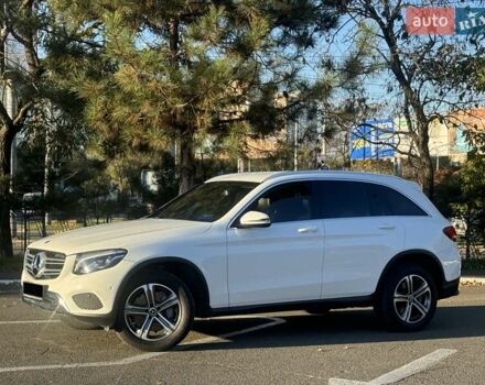 Білий Мерседес ГЛЦ-Клас, об'ємом двигуна 1.99 л та пробігом 80 тис. км за 27700 $, фото 1 на Automoto.ua