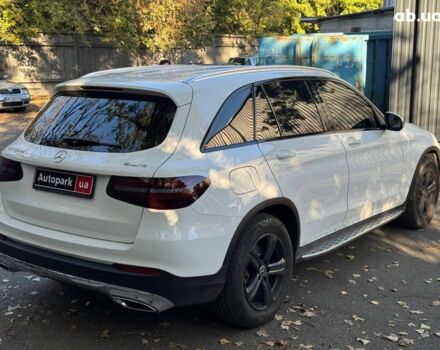 Белый Мерседес ГЛЦ-Класс, объемом двигателя 22 л и пробегом 79 тыс. км за 33990 $, фото 7 на Automoto.ua