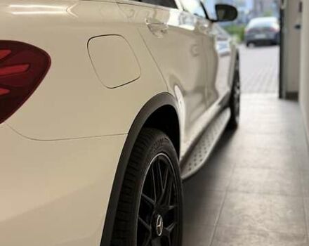 Мерседес ГЛЦ-Класс 2017 в Львове на Automoto.ua Белый Мерседес ГЛЦ-Класс, объемом двигателя 2 л и пробегом 121 тыс. км за 24500 $, фото 21 на Automoto.ua