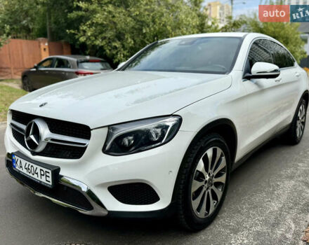 Мерседес ГЛЦ-Класс 2017 в Киеве на Automoto.ua Белый Мерседес ГЛЦ-Класс, объемом двигателя 2.14 л и пробегом 91 тыс. км за 38999 $, фото 4 на Automoto.ua