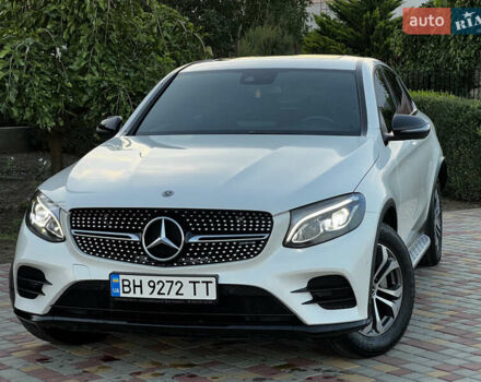 Белый Мерседес ГЛЦ-Класс, объемом двигателя 1.99 л и пробегом 68 тыс. км за 35800 $, фото 2 на Automoto.ua