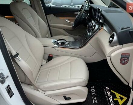 Мерседес ГЛЦ-Класс 2017 в Киеве на Automoto.ua Белый Мерседес ГЛЦ-Класс, объемом двигателя 2.14 л и пробегом 57 тыс. км за 36999 $, фото 20 на Automoto.ua