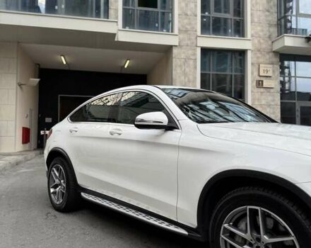 Мерседес ГЛЦ-Класс 2017 в Киеве на Automoto.ua Белый Мерседес ГЛЦ-Класс, объемом двигателя 2.14 л и пробегом 98 тыс. км за 39500 $, фото 2 на Automoto.ua