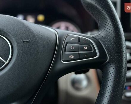 Мерседес ГЛЦ-Класс 2017 в Киеве на Automoto.ua Белый Мерседес ГЛЦ-Класс, объемом двигателя 2.14 л и пробегом 57 тыс. км за 36999 $, фото 32 на Automoto.ua