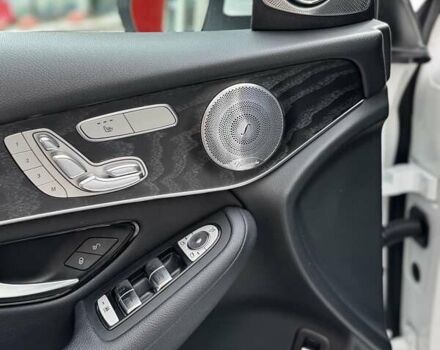 Мерседес ГЛЦ-Класс 2017 в Киеве на Automoto.ua Белый Мерседес ГЛЦ-Класс, объемом двигателя 2.14 л и пробегом 98 тыс. км за 39500 $, фото 9 на Automoto.ua