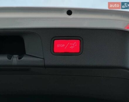 Мерседес ГЛЦ-Класс 2017 в Киеве на Automoto.ua Белый Мерседес ГЛЦ-Класс, объемом двигателя 2.14 л и пробегом 57 тыс. км за 36999 $, фото 42 на Automoto.ua