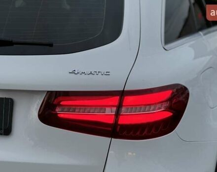 Мерседес ГЛЦ-Класс 2017 в Киеве на Automoto.ua Белый Мерседес ГЛЦ-Класс, объемом двигателя 2.14 л и пробегом 57 тыс. км за 36999 $, фото 38 на Automoto.ua