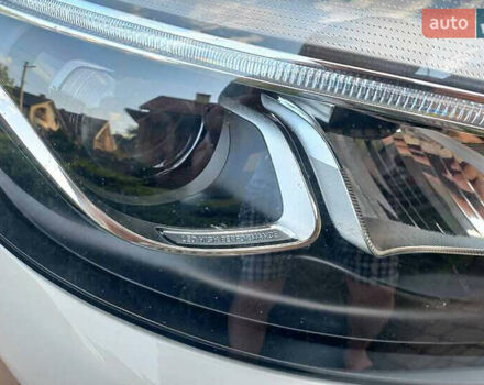 Білий Мерседес ГЛЦ-Клас, об'ємом двигуна 1.99 л та пробігом 103 тис. км за 26400 $, фото 9 на Automoto.ua