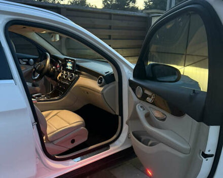 Белый Мерседес ГЛЦ-Класс, объемом двигателя 1.99 л и пробегом 119 тыс. км за 32000 $, фото 16 на Automoto.ua