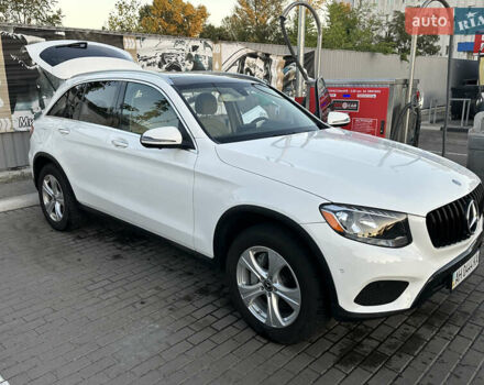 Белый Мерседес ГЛЦ-Класс, объемом двигателя 1.99 л и пробегом 142 тыс. км за 29000 $, фото 4 на Automoto.ua