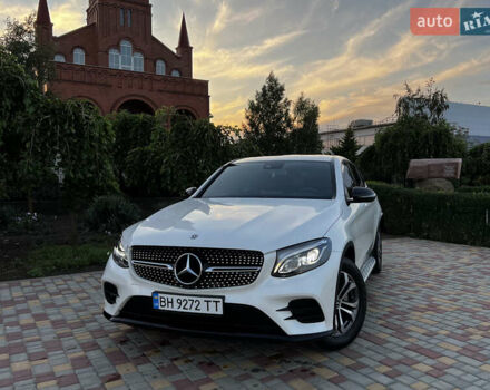 Белый Мерседес ГЛЦ-Класс, объемом двигателя 1.99 л и пробегом 68 тыс. км за 35800 $, фото 1 на Automoto.ua