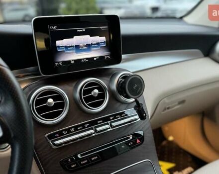 Мерседес ГЛЦ-Класс 2017 в Киеве на Automoto.ua Белый Мерседес ГЛЦ-Класс, объемом двигателя 2.14 л и пробегом 57 тыс. км за 36999 $, фото 27 на Automoto.ua