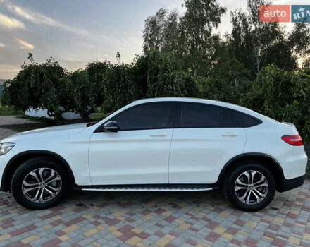 Белый Мерседес ГЛЦ-Класс, объемом двигателя 1.99 л и пробегом 68 тыс. км за 35800 $, фото 11 на Automoto.ua