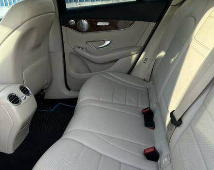 Белый Мерседес ГЛЦ-Класс, объемом двигателя 1.99 л и пробегом 157 тыс. км за 28200 $, фото 18 на Automoto.ua