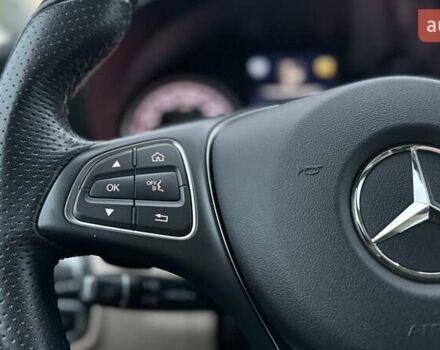 Мерседес ГЛЦ-Класс 2017 в Киеве на Automoto.ua Белый Мерседес ГЛЦ-Класс, объемом двигателя 2.14 л и пробегом 57 тыс. км за 36999 $, фото 33 на Automoto.ua