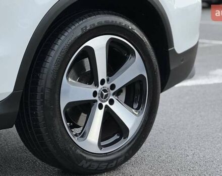 Мерседес ГЛЦ-Класс 2017 в Киеве на Automoto.ua Белый Мерседес ГЛЦ-Класс, объемом двигателя 2.14 л и пробегом 57 тыс. км за 36999 $, фото 8 на Automoto.ua