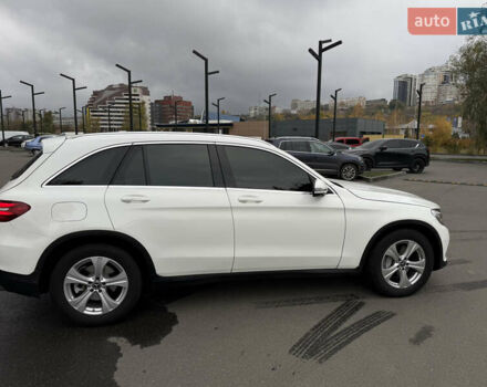 Белый Мерседес ГЛЦ-Класс, объемом двигателя 2.14 л и пробегом 55 тыс. км за 35700 $, фото 5 на Automoto.ua