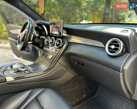 Білий Мерседес ГЛЦ-Клас, об'ємом двигуна 2 л та пробігом 182 тис. км за 22800 $, фото 97 на Automoto.ua