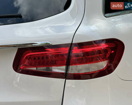 Білий Мерседес ГЛЦ-Клас, об'ємом двигуна 2 л та пробігом 182 тис. км за 22800 $, фото 66 на Automoto.ua