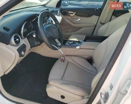 Белый Мерседес ГЛЦ-Класс, объемом двигателя 1.99 л и пробегом 97 тыс. км за 6000 $, фото 6 на Automoto.ua