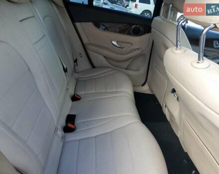 Белый Мерседес ГЛЦ-Класс, объемом двигателя 1.99 л и пробегом 97 тыс. км за 6000 $, фото 10 на Automoto.ua