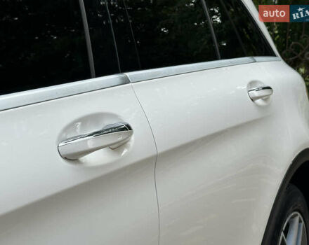 Білий Мерседес ГЛЦ-Клас, об'ємом двигуна 2 л та пробігом 182 тис. км за 22800 $, фото 16 на Automoto.ua